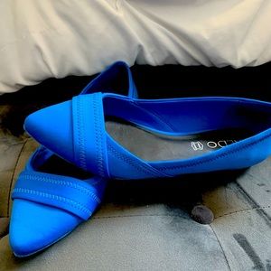 Aldo Blue Pointed Flats